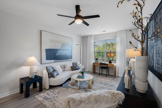 Bainbridge Mallard Creek in Charlotte, NC - Foto de edificio - Building Photo