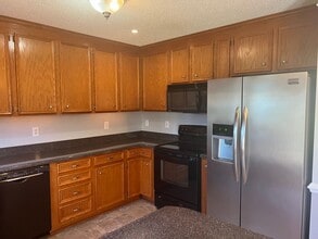 114 Carol Lyn Drive in Kings Mountain, NC - Building Photo - Building Photo