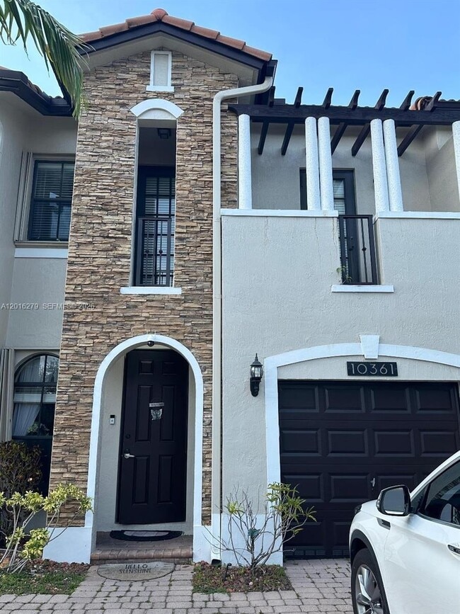 10361 NW 32nd Ter
