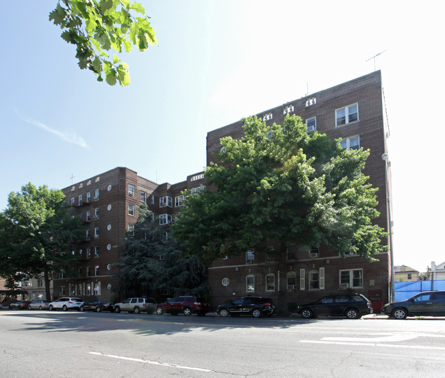 2435 Ocean Ave in Brooklyn, NY - Building Photo - Building Photo