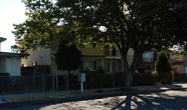 216 Gramercy Pl in San Jose, CA - Foto de edificio - Building Photo