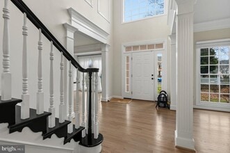 4924 Berkshire Woods Dr in Fairfax, VA - Building Photo - Building Photo