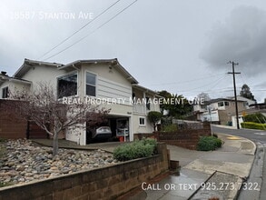 18587 Stanton Ave in Castro Valley, CA - Building Photo - Building Photo