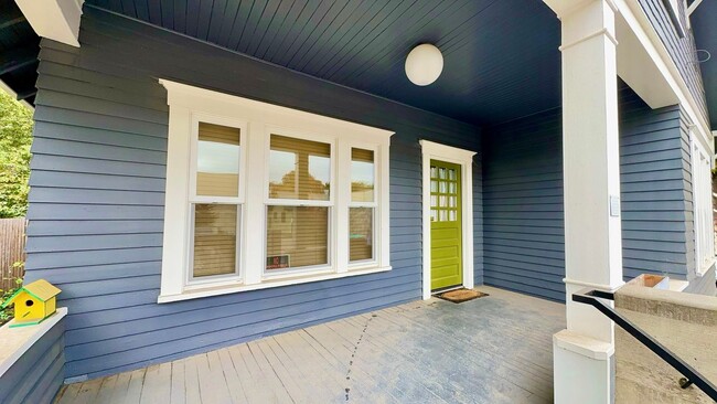 332 W 5th Ave in Eugene, OR - Foto de edificio - Building Photo