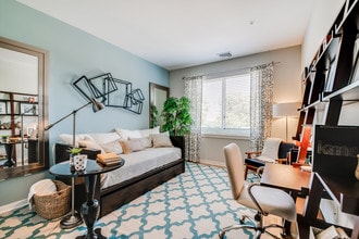 Twenty50 in Fort Lee, NJ - Foto de edificio - Building Photo