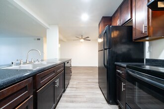 311 Weston Cir in Vista, CA - Building Photo - Building Photo
