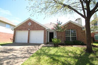 7816 Rogue River Trail in Fort Worth, TX - Building Photo - Building Photo