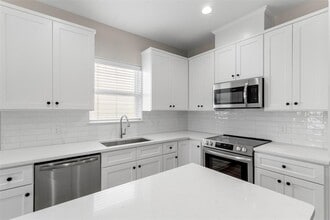 3150 S Cleveland St in Dayton, TX - Building Photo - Building Photo