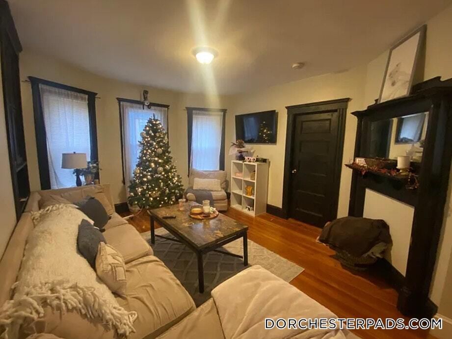 10 Taft St in Boston, MA - Building Photo