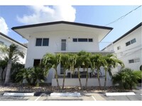 3681 NE 170th St in North Miami Beach, FL - Building Photo - Building Photo