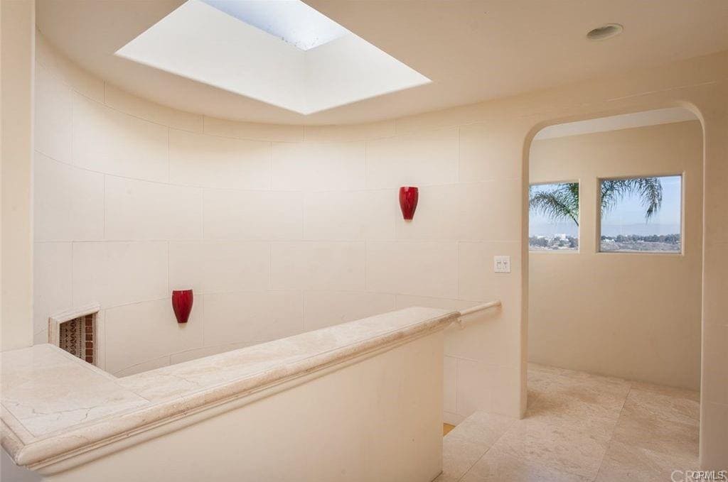 2301 Irvine Ave in Newport Beach, CA - Building Photo