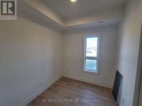 16 Melbourne Ave in St Catharines, ON - Building Photo - Building Photo