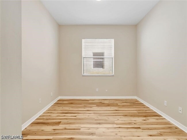 property at 10140 N Golden Elm Dr