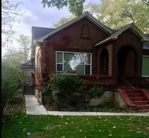 property at 1053.5 Ralston St
