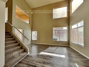 8655 Silverthorne Ct in Las Vegas, NV - Building Photo - Building Photo
