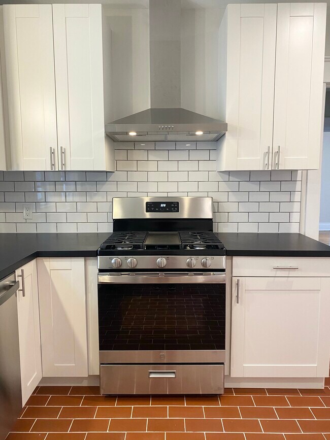188 Saranac Ave in Buffalo, NY - Building Photo - Building Photo