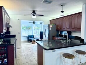 4540 SW 28th Terrace in Fort Lauderdale, FL - Building Photo - Building Photo