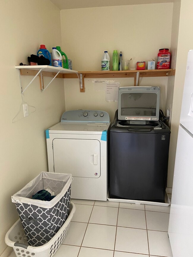 5010 Wakefield Chapel Rd in Annandale, VA - Building Photo - Building Photo