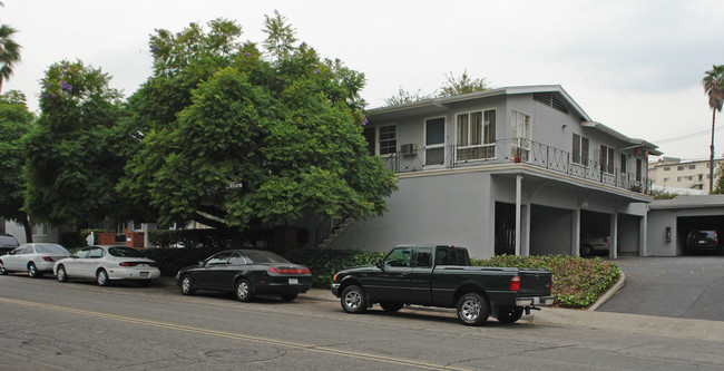 1700 Grevelia St in South Pasadena, CA - Building Photo - Building Photo