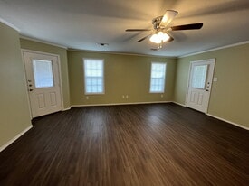 5702 Grinnell St in Lubbock, TX - Building Photo