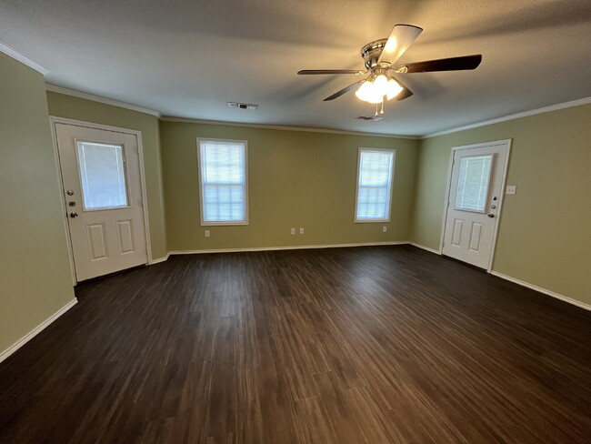property at 5702 Grinnell St