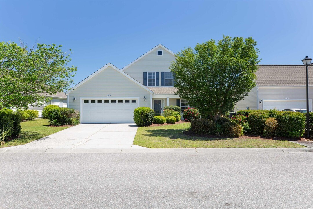 2424 Hayseed Way in Myrtle Beach, SC - Foto de edificio
