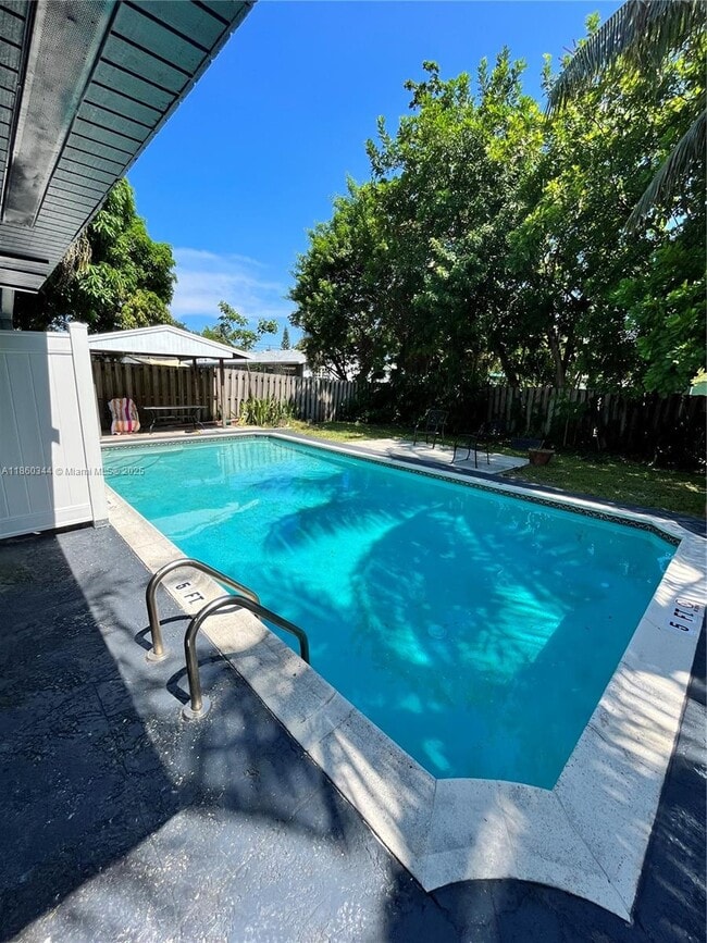 property at 1412 NE 17th Ct