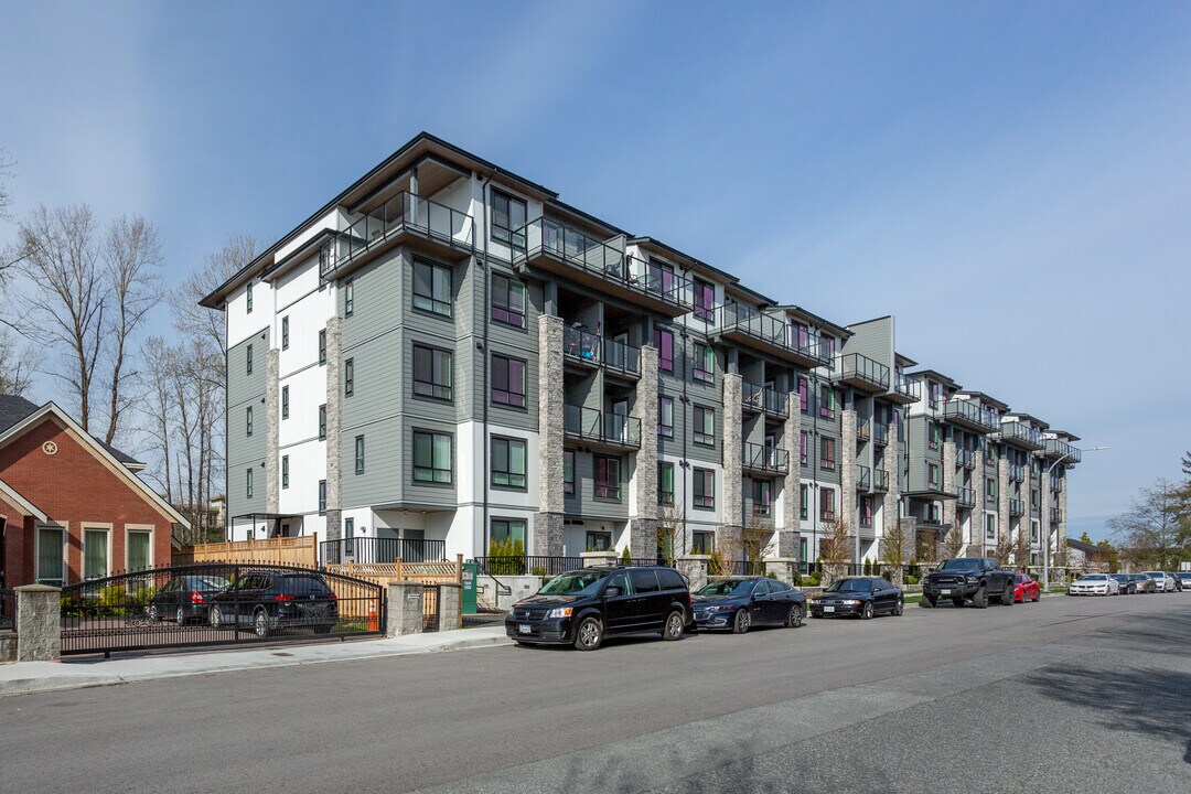 the Guildford in Surrey, BC - Building Photo