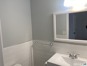 421 Allen St in New Britain, CT - Building Photo - Building Photo