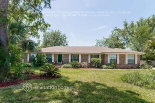 2555 Bottomridge Dr in Orange Park, FL - Building Photo