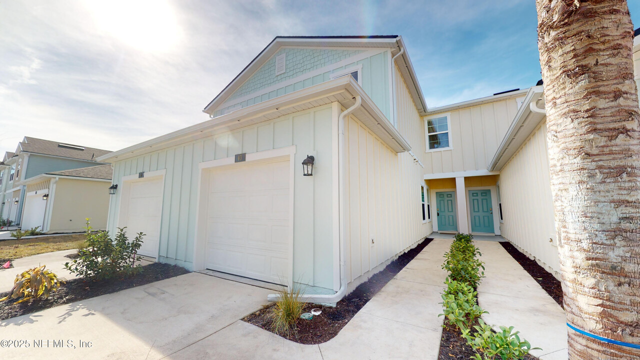 40 Oarsman Xing Dr in St. Augustine, FL - Building Photo