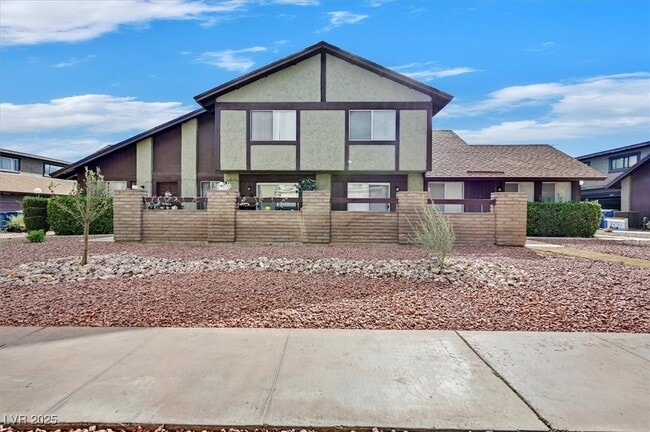 property at 4474 Buena Vista Dr