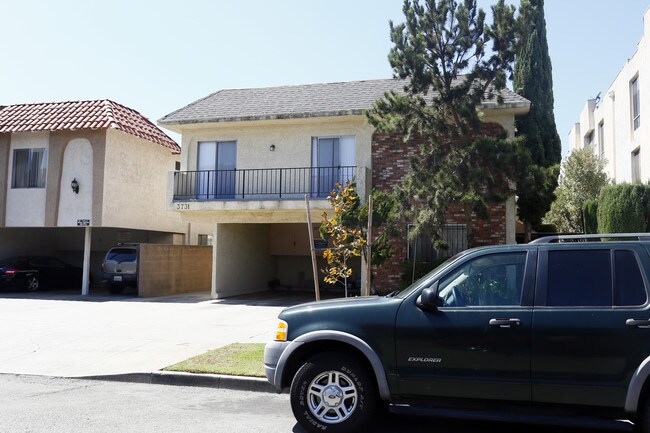 3731 Jasmine Ave in Los Angeles, CA - Foto de edificio - Building Photo