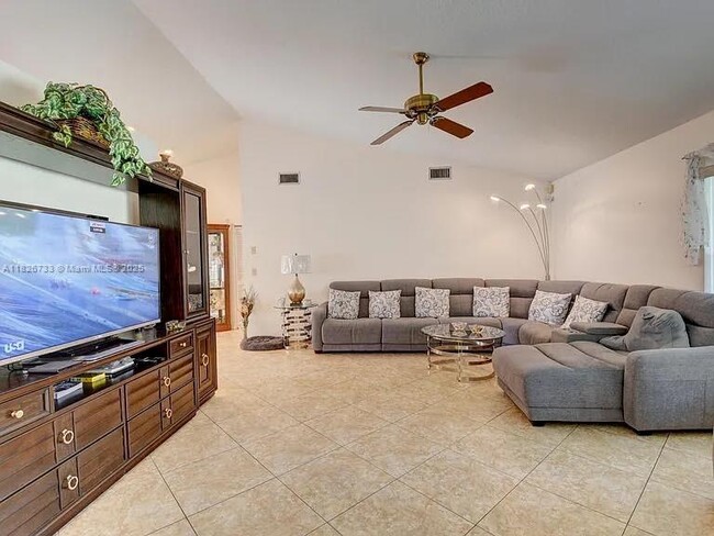 18352 181st Cir S in Boca Raton, FL - Building Photo - Building Photo