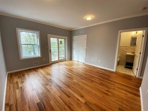 83 Pamrapo Ave-Unit -1 in Jersey City, NJ - Building Photo - Building Photo