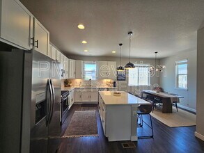 2418 S Troy Ct in Aurora, CO - Building Photo - Building Photo