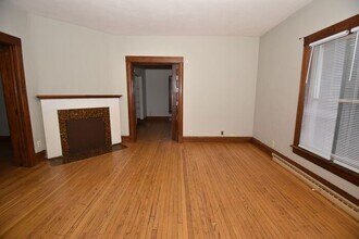 508 S St Joseph St in South Bend, IN - Foto de edificio - Building Photo