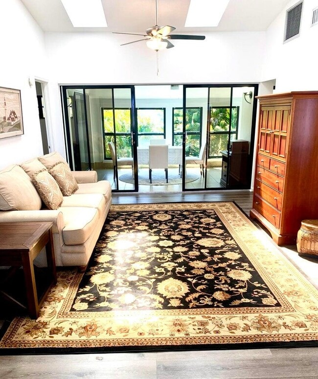 property at 1401 NE 14th Ct