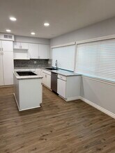 9291 Neolani Dr in Huntington Beach, CA - Building Photo - Building Photo