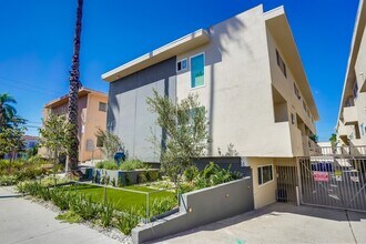 441 W Queen St in Inglewood, CA - Building Photo - Building Photo