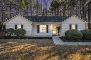 192 Conifer Ln in Rockmart, GA - Building Photo