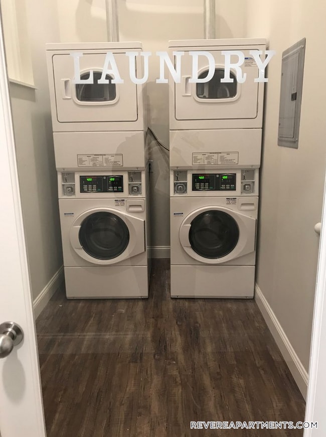property at 1064 N Shore Rd