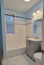 4445 W Altgeld St in Chicago, IL - Building Photo - Building Photo