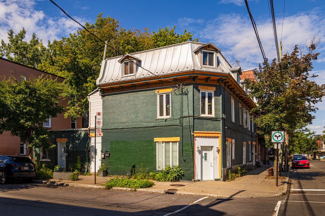 1651-1661 Logan Rue in Montréal, QC - Building Photo