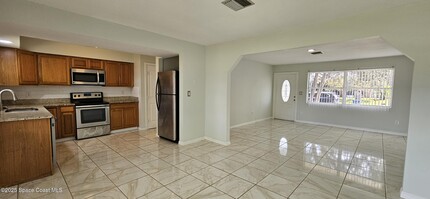 3275 Fairfax Ave NE in Palm Bay, FL - Building Photo - Building Photo