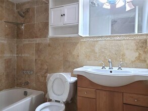 231 NW 109th Ave in Miami, FL - Building Photo - Building Photo