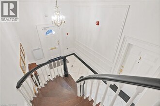 35 Duke St in Hamilton, ON - Building Photo - Building Photo