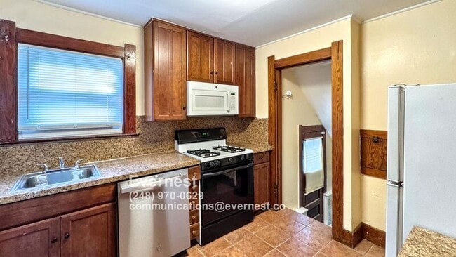 2346 Ward St in Toledo, OH - Foto de edificio - Building Photo