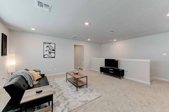 520 Clearlake Dr in Hutto, TX - Building Photo - Building Photo