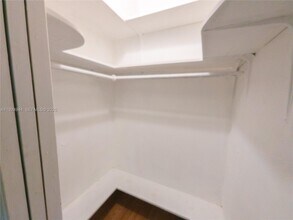 5893 SW 26th St in Miami, FL - Building Photo - Building Photo